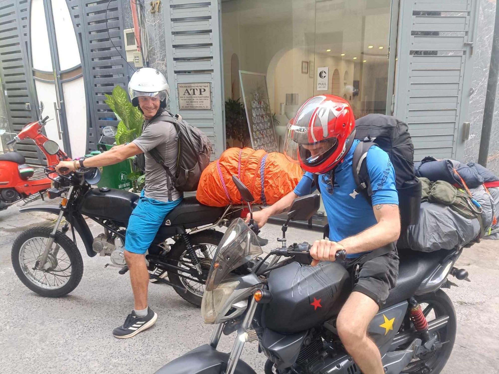 הו צ'י מין סיטי T Zone Hostel - Quiet Place, Near China Town,Ho Thi Ky Street Food,Cafe,Beer מראה חיצוני תמונה